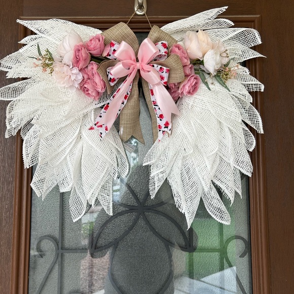 Angel Wreath - Picture 3 of 7